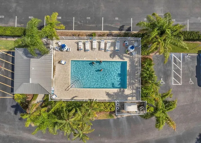 Captains Cove Unit 101 * Clearwater Beach