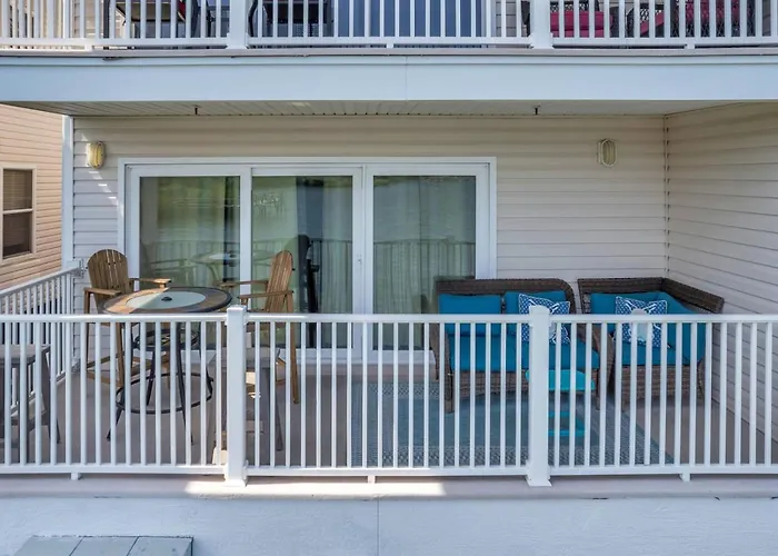 Captains Cove Unit 101 * Clearwater Beach