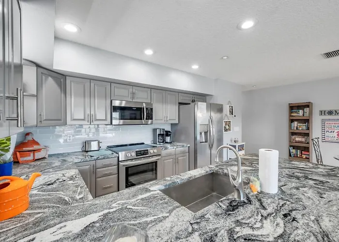 Captains Cove Unit 101 *